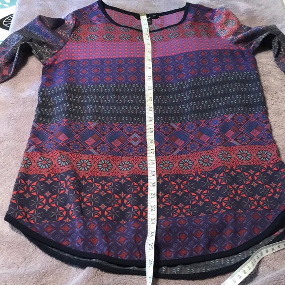 Desigual woman’s long sleeve shirt. Size X-Small. - Picture 9 of 9